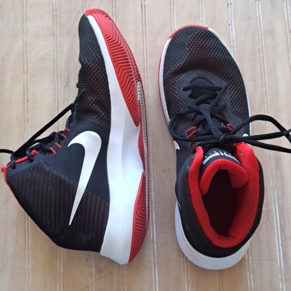 Nike Air Precision NBK Basketball Sport Tennis Shoes size 8 Blk University Red - Picture 1 of 12